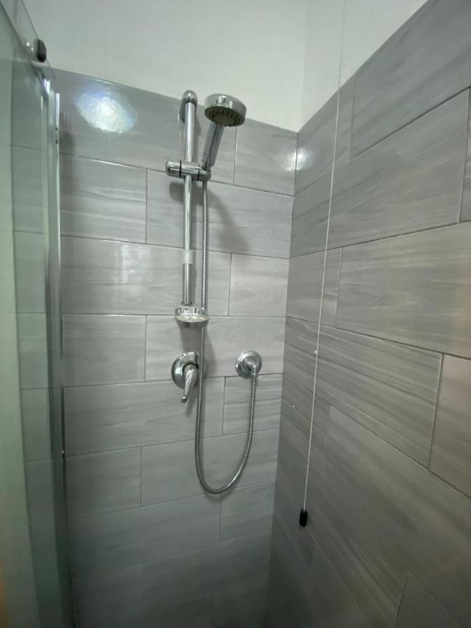 Rho Fiera Apartment Bagian luar foto