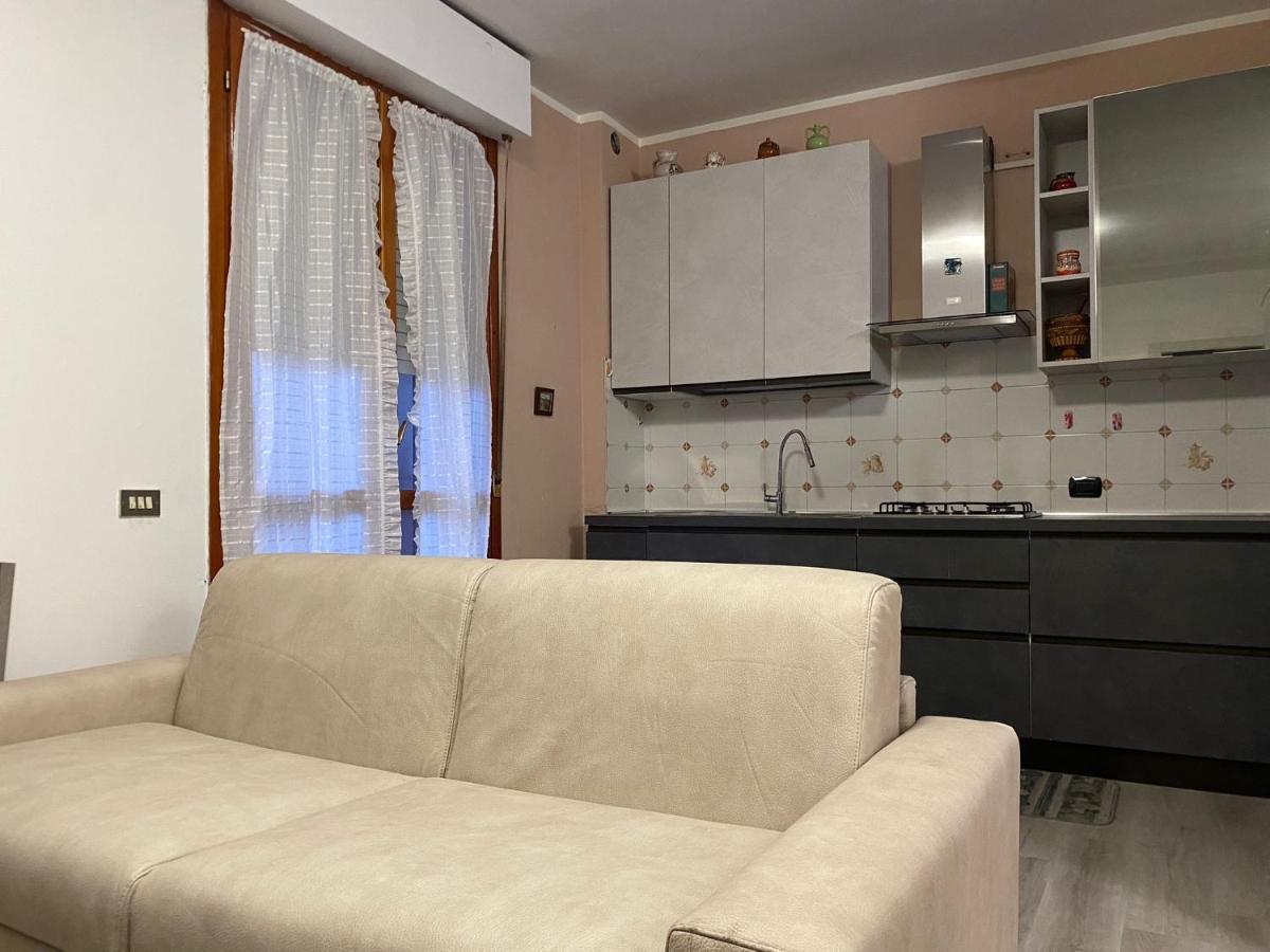 Rho Fiera Apartment Bagian luar foto