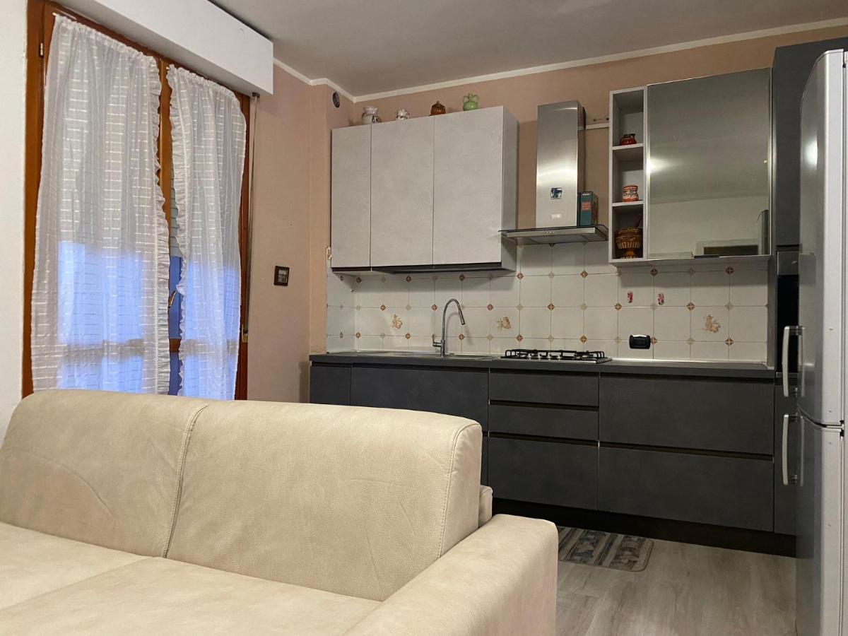 Rho Fiera Apartment Bagian luar foto